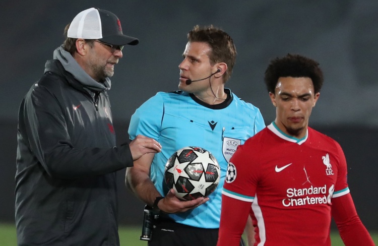 梦回火箭！哈登36分钟狂轰55分 首节27分+半场35分 刷爆七大纪录